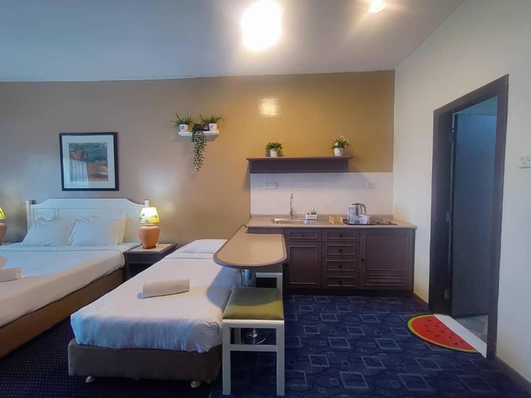 17 Jazz Sweet Beachfront Resort Tanjung Bungah  Exterior photo